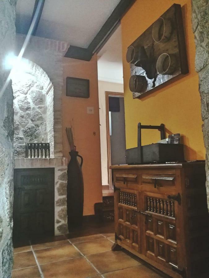 Casa Rural La Presa Villa Valdeobispo Buitenkant foto