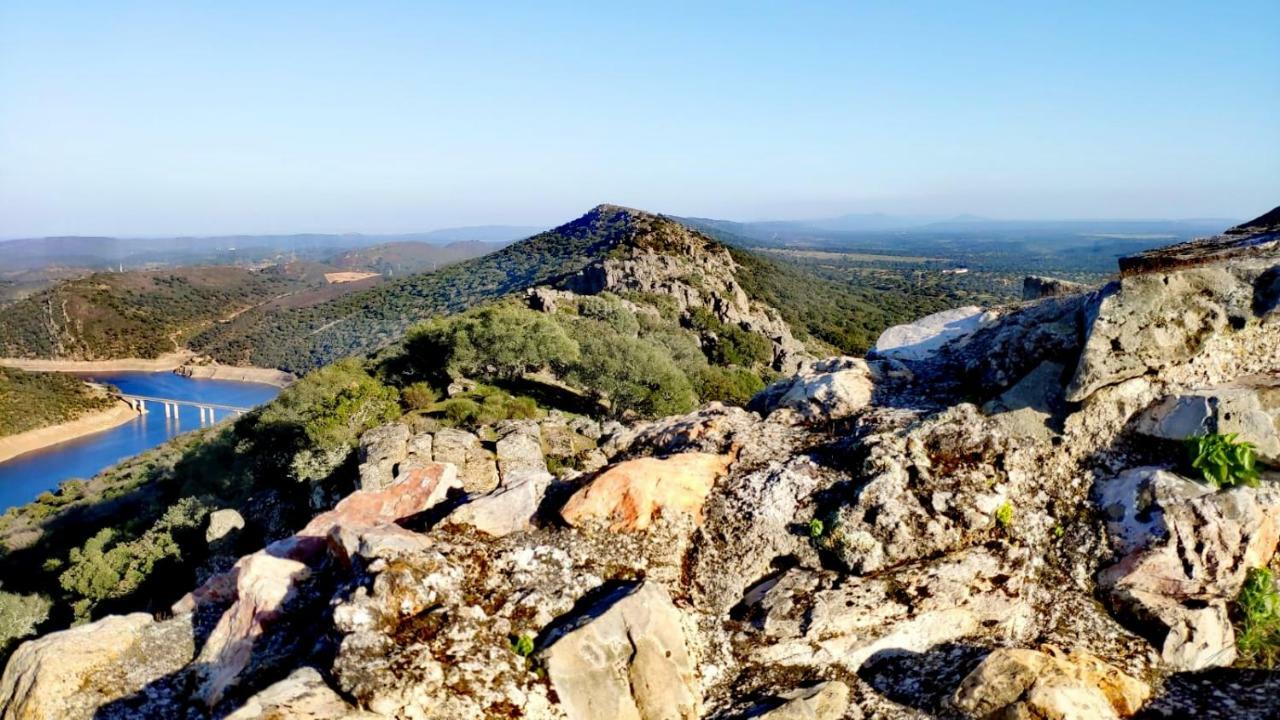 Casa Rural La Presa Villa Valdeobispo Buitenkant foto