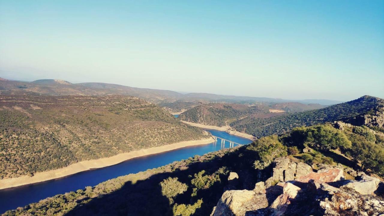 Casa Rural La Presa Villa Valdeobispo Buitenkant foto